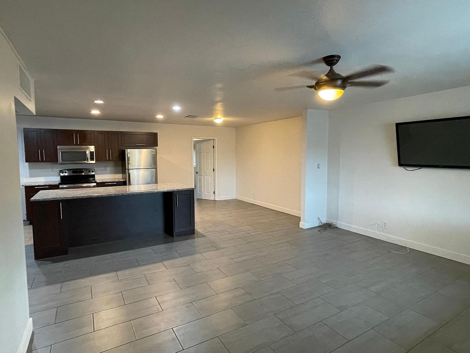 1730 S Parkside Dr Tempe, AZ 85281 photo 5