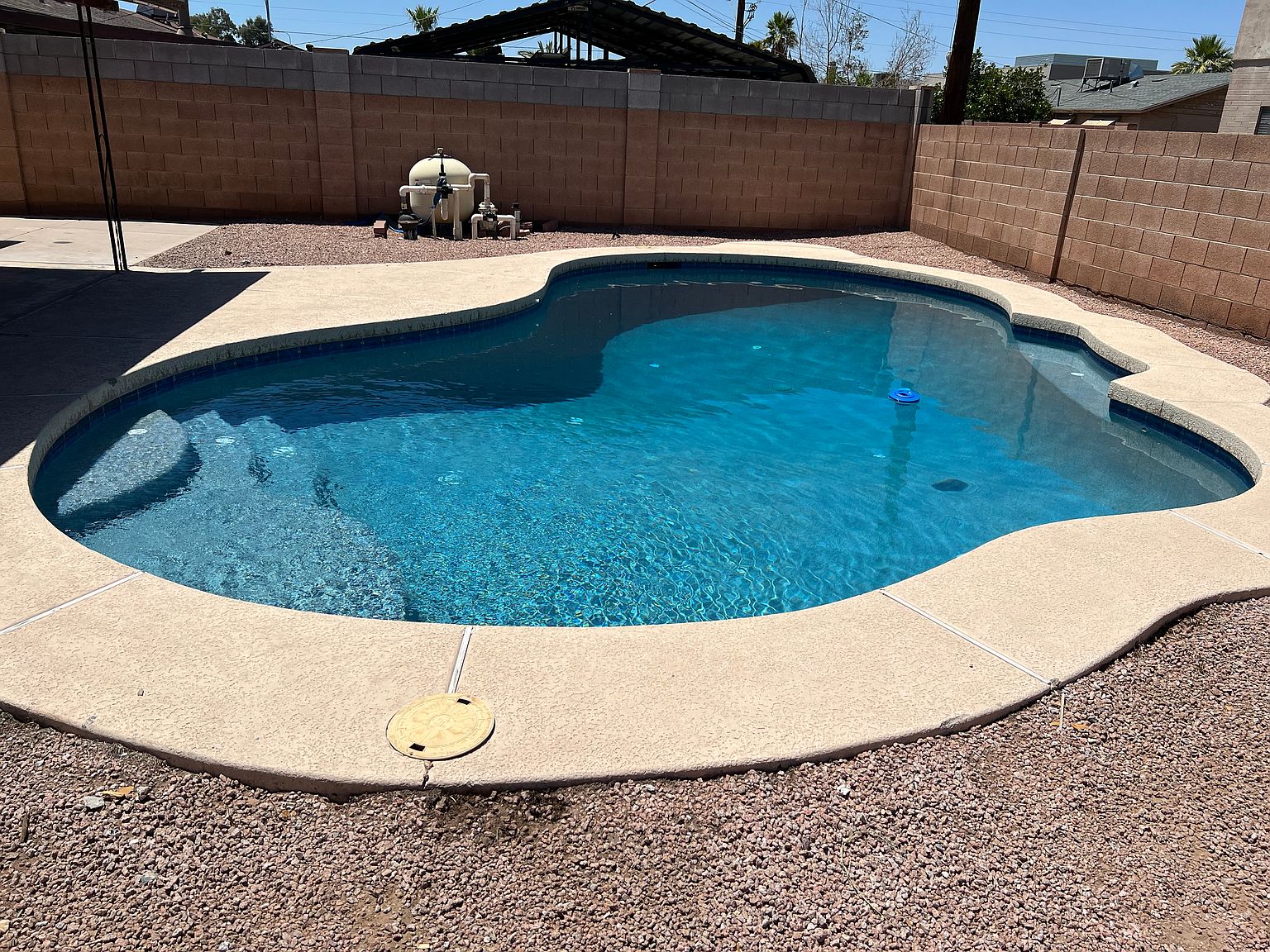 1330 W Elna Rae St photo 2