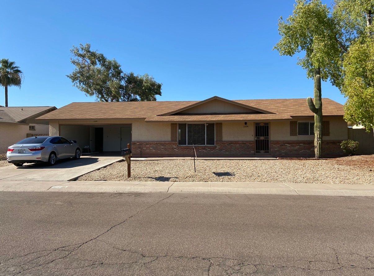1324 W 12th St Tempe, AZ 85281 photo 2