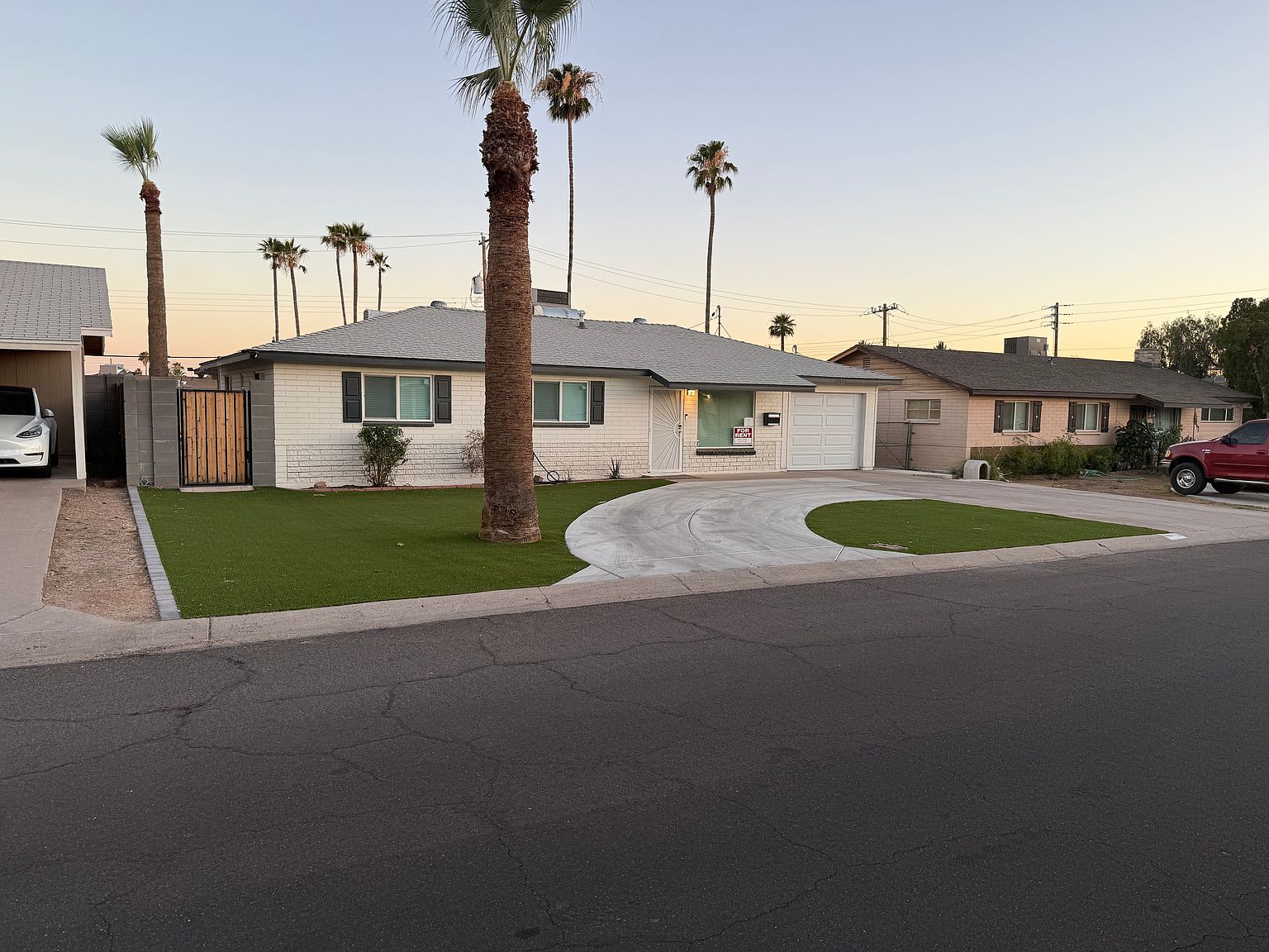 4813 E Brill St photo 3