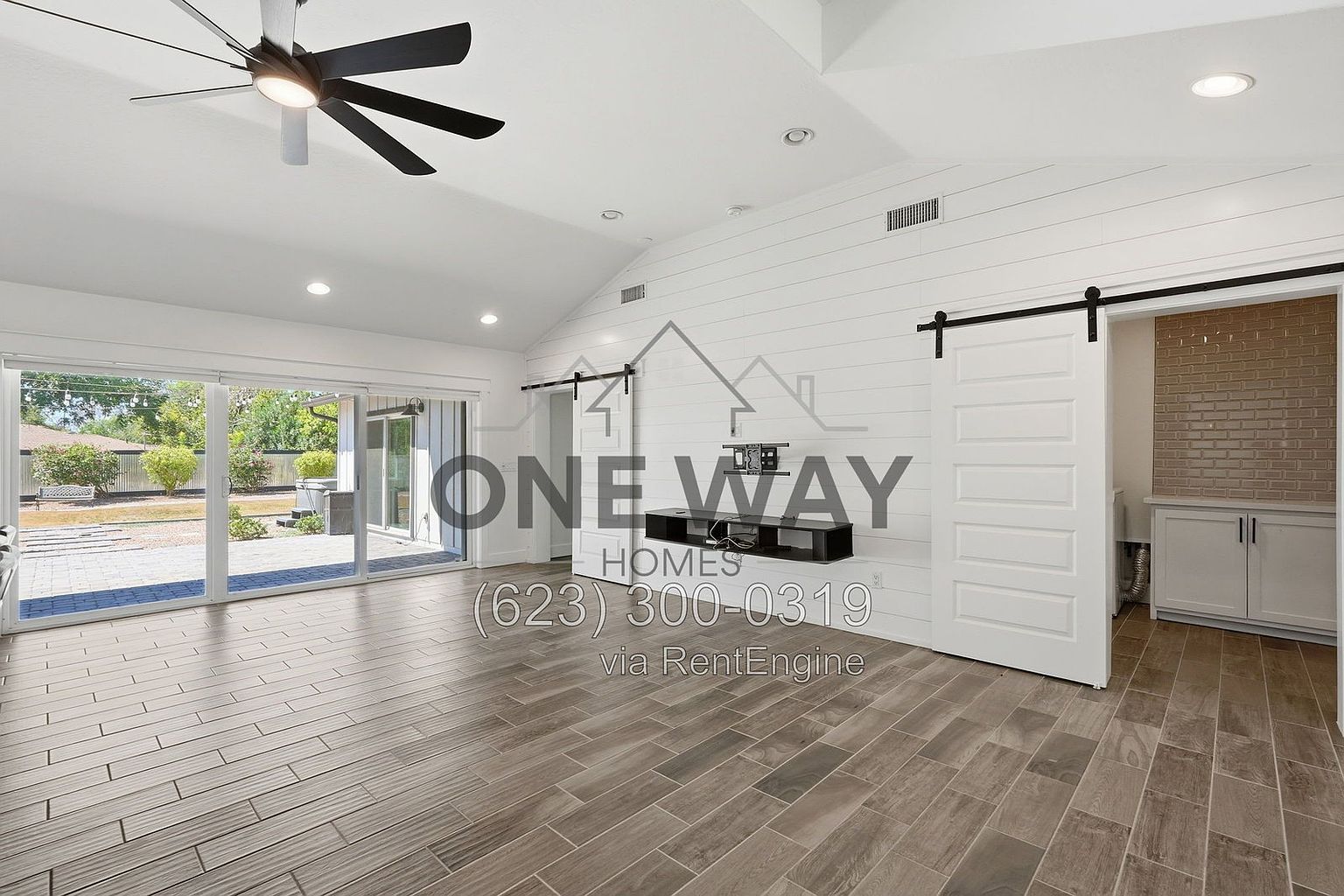 4027 E Lewis Ave photo 5