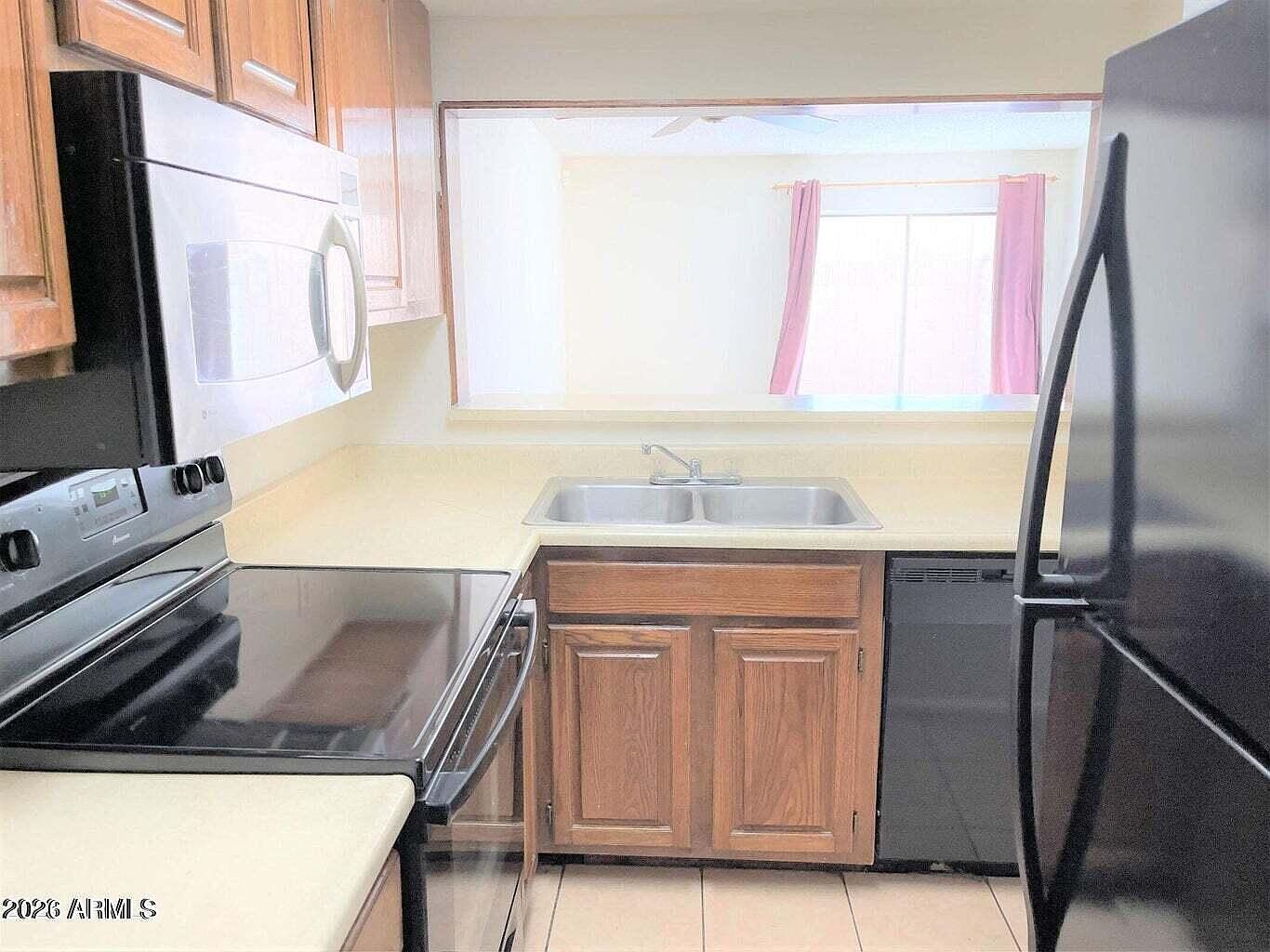 4221 E Almeria Rd Phoenix, AZ 85008 photo 3