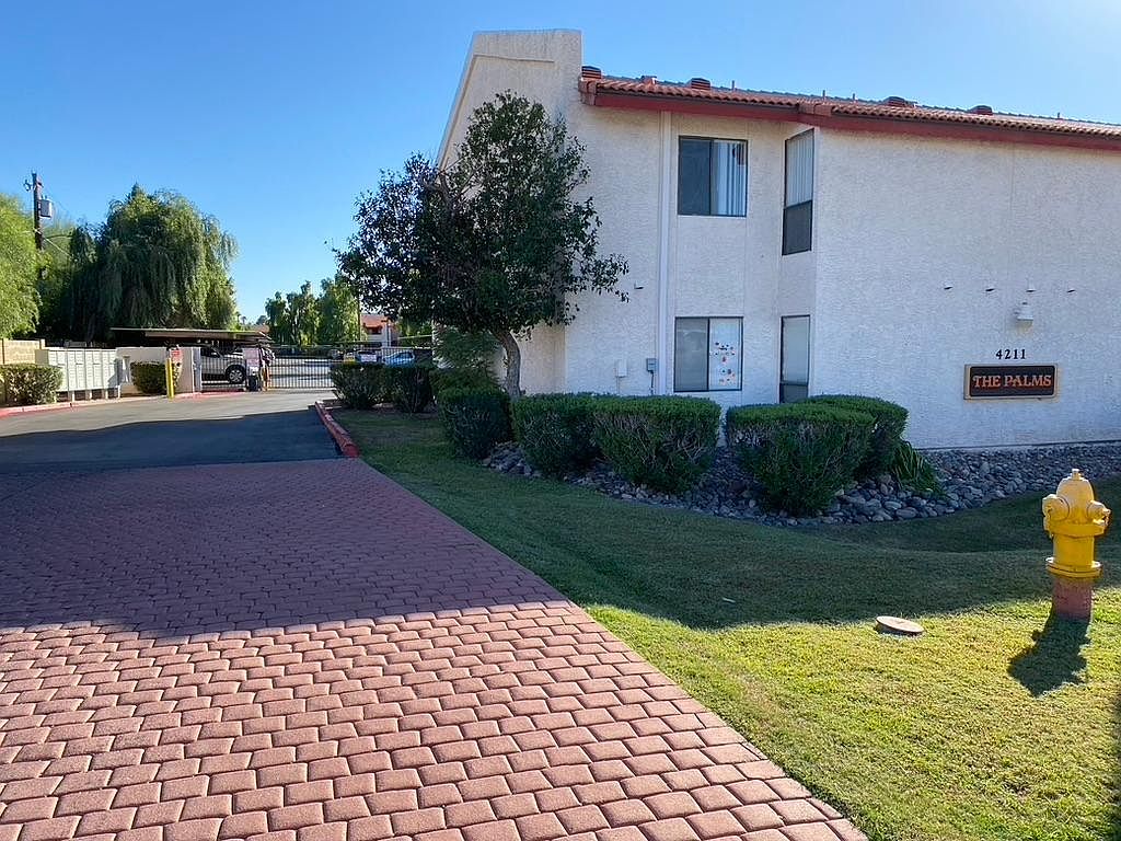 4211 E Palm Ln Phoenix, AZ 85008 photo 2
