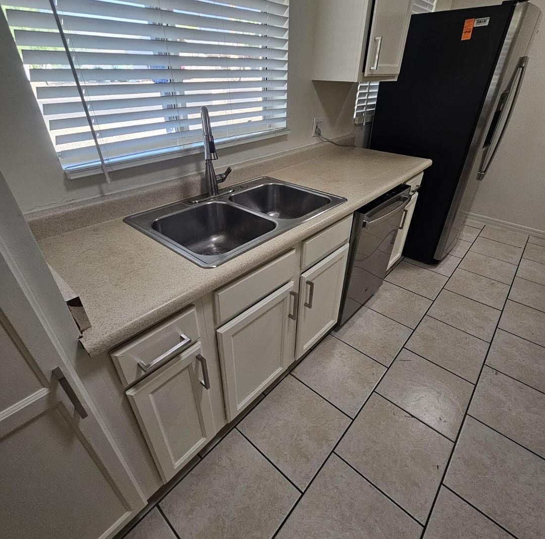 4619 E Almeria Rd Phoenix, AZ 85008 photo 2
