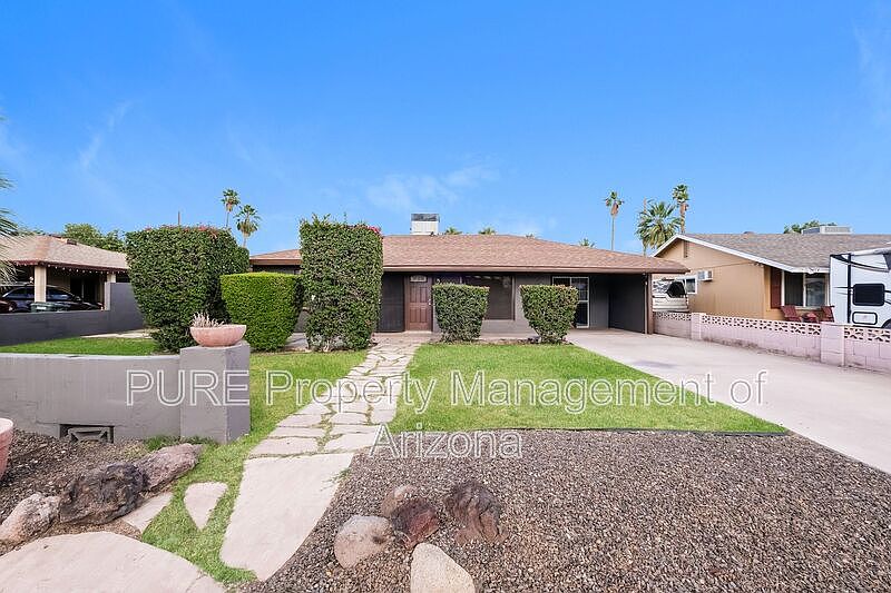 2817 N 51st St Phoenix, AZ 85008 photo 2