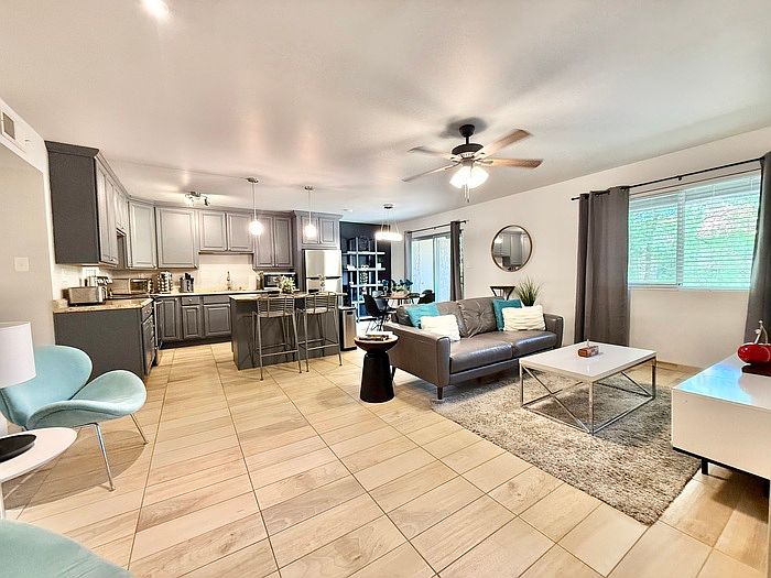 5525 E Thomas Rd photo 2