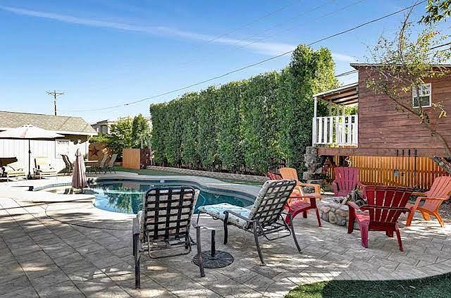 3909 E Whitton Ave Phoenix, AZ 85018 photo 2