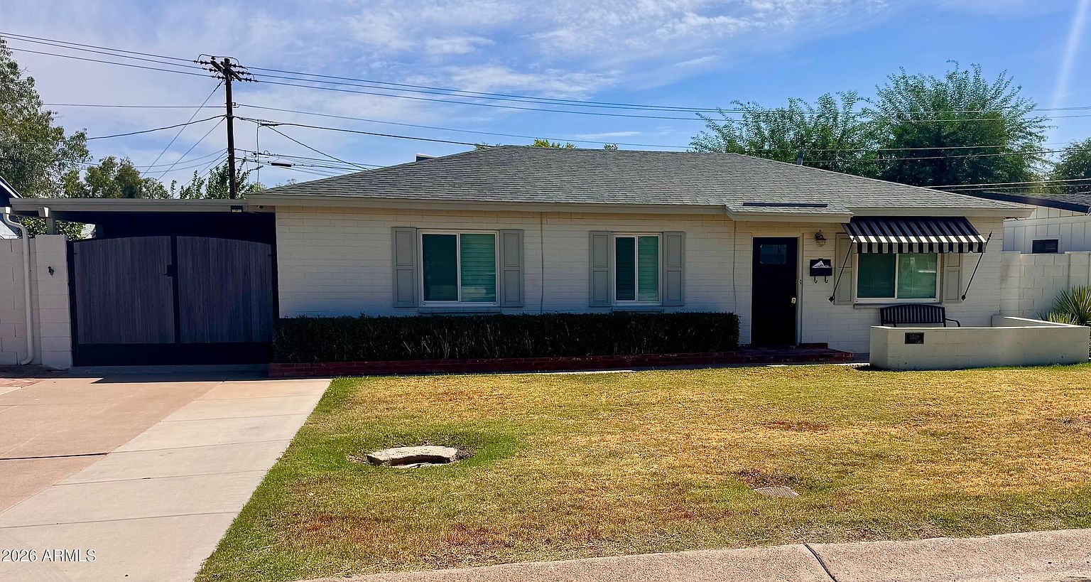 3539 E Amelia Ave