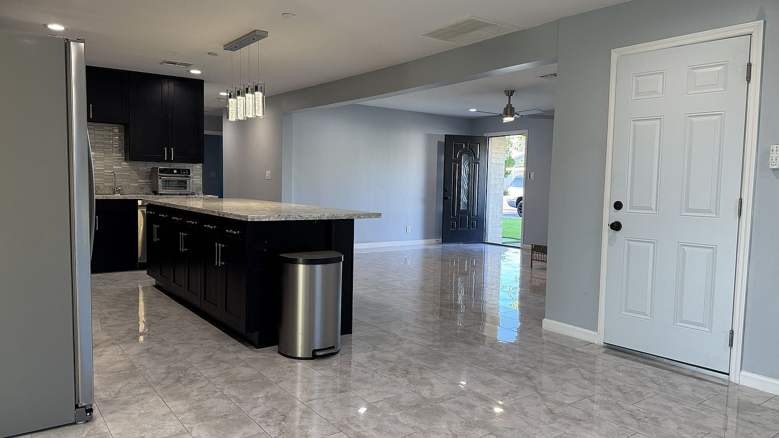6843 E Loma Land Dr Scottsdale, AZ 85257 photo 4