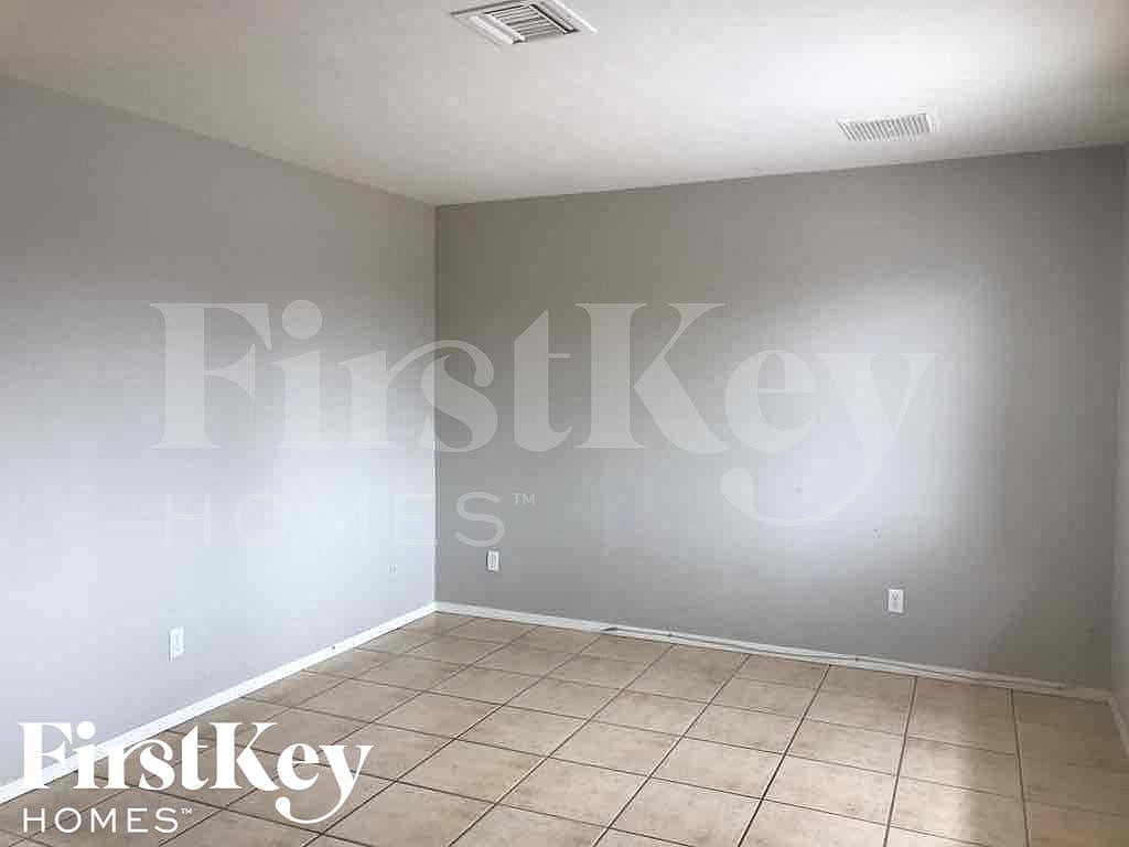 514 E Taylor St Tempe, AZ 85288 photo 2