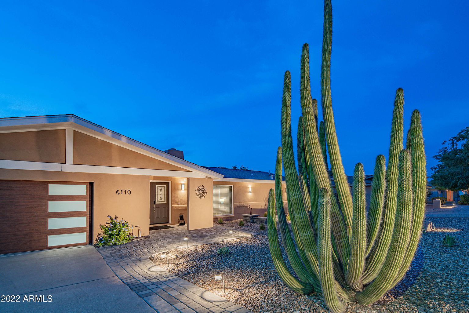 6110 E Edgemont Ave Scottsdale, AZ 85257 photo 2