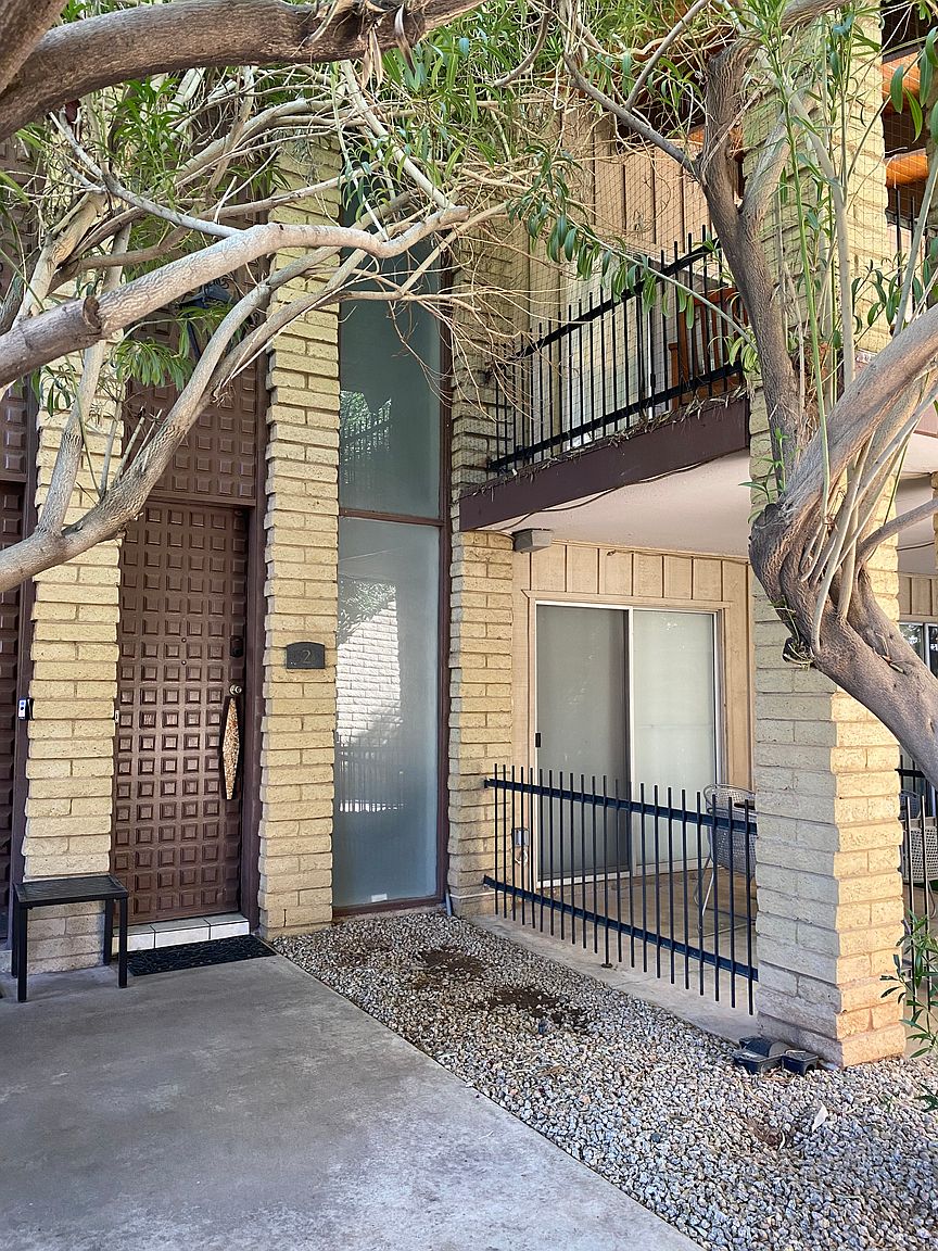 6925 E 4th St Scottsdale, AZ 85251 photo 3