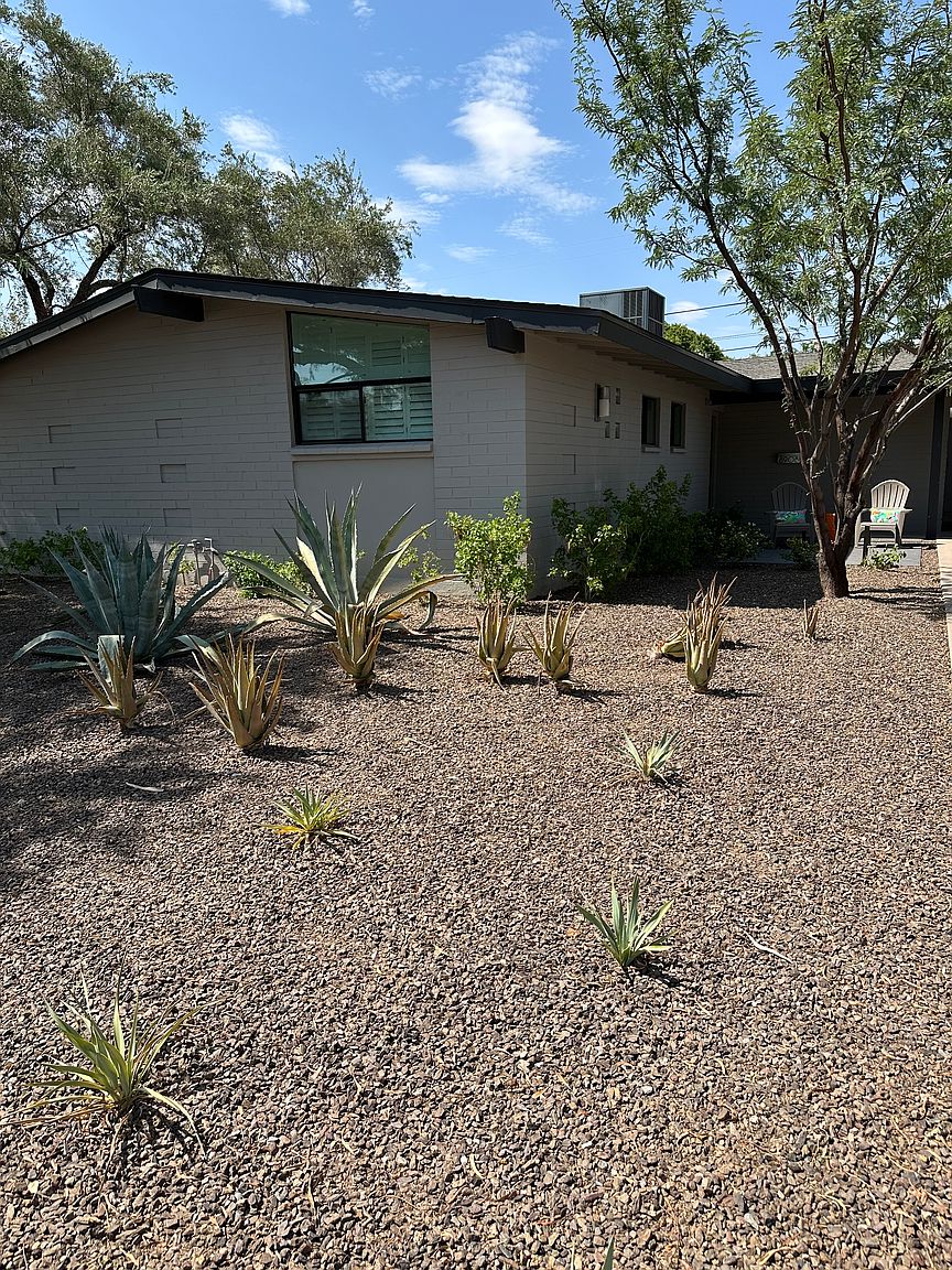 6908 E Monterey Way photo 2