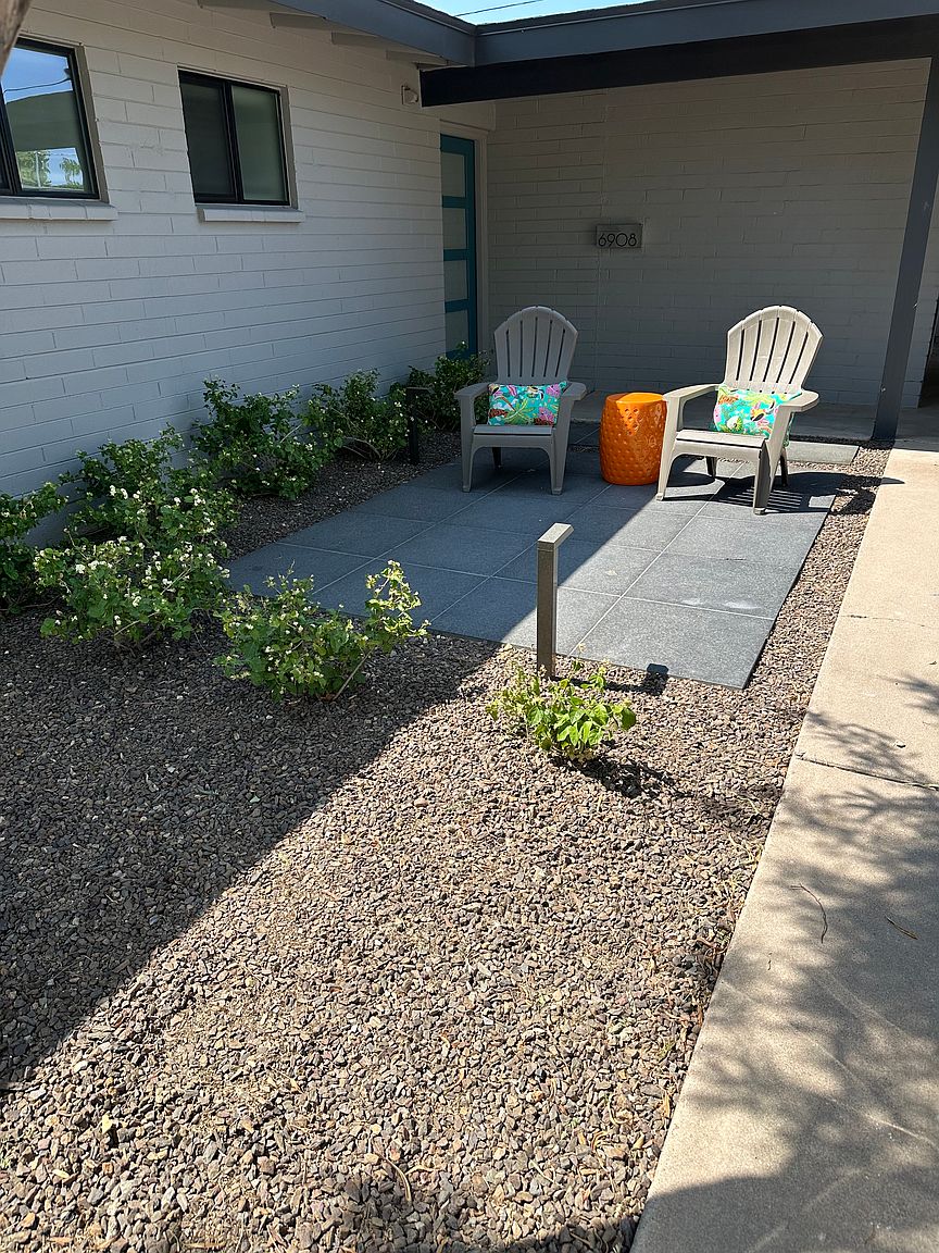 6908 E Monterey Way photo 3