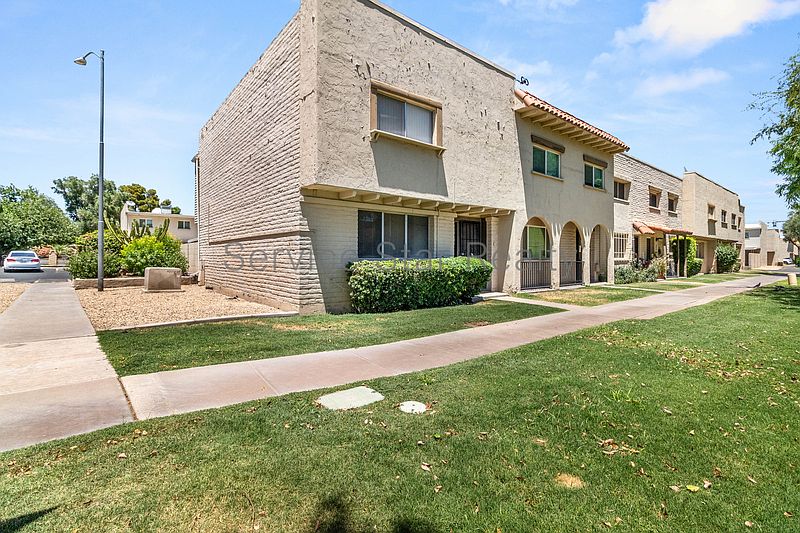 6837 E Osborn Rd Scottsdale, AZ 85251 photo 2