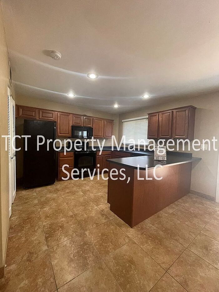 6853 E Osborn Rd photo 5