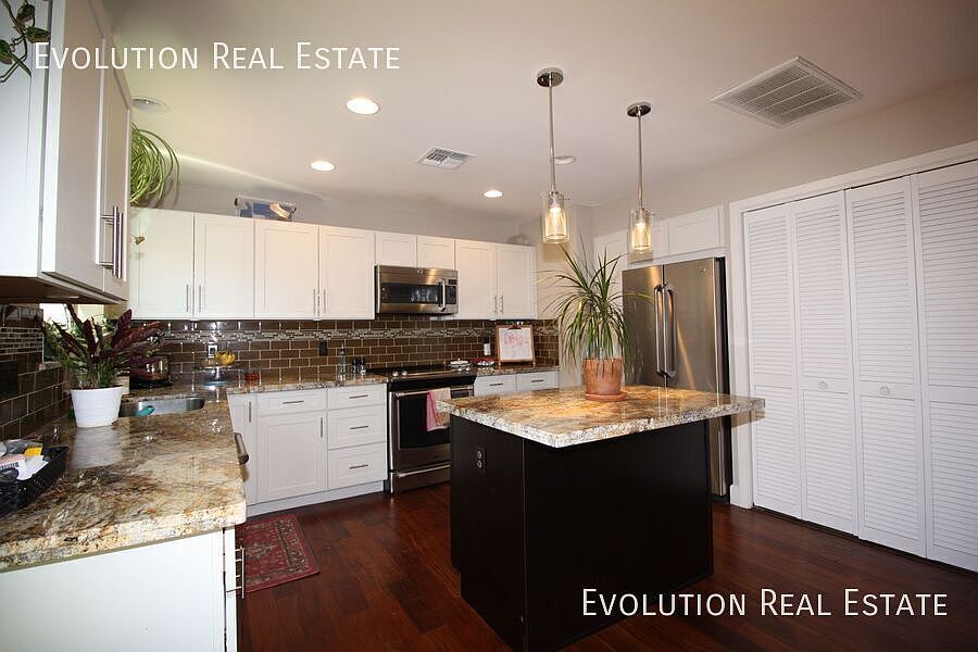 6857 E Osborn Rd Scottsdale, AZ 85251 photo 2