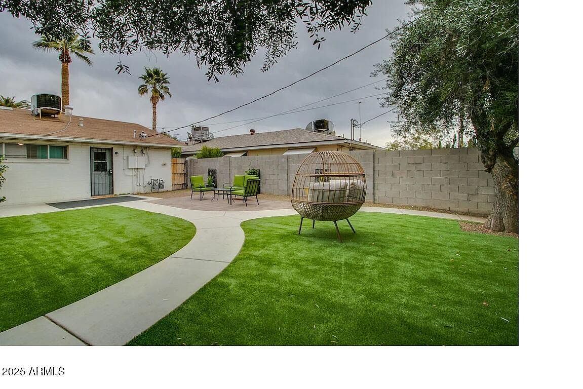 6809 E Earll Dr Scottsdale, AZ 85251 photo 2