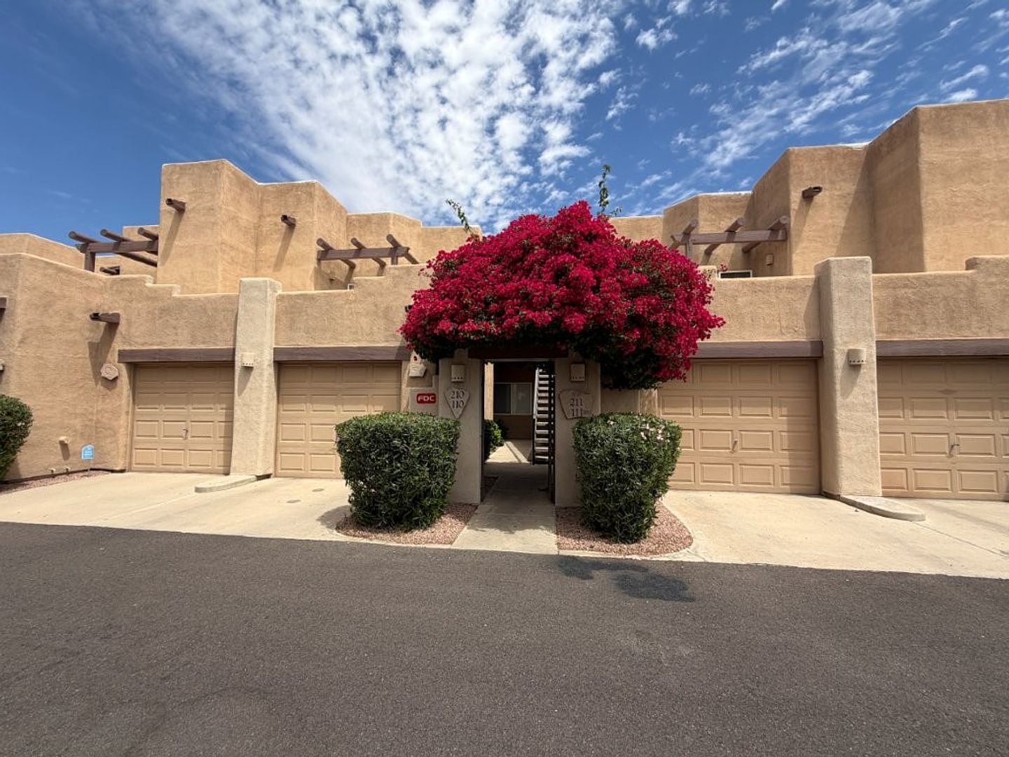 7021 E Earll Dr Scottsdale, AZ 85251 photo 3