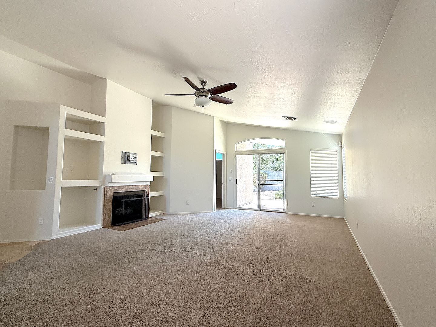 8757 E Avalon Dr Scottsdale, AZ 85251 photo 5