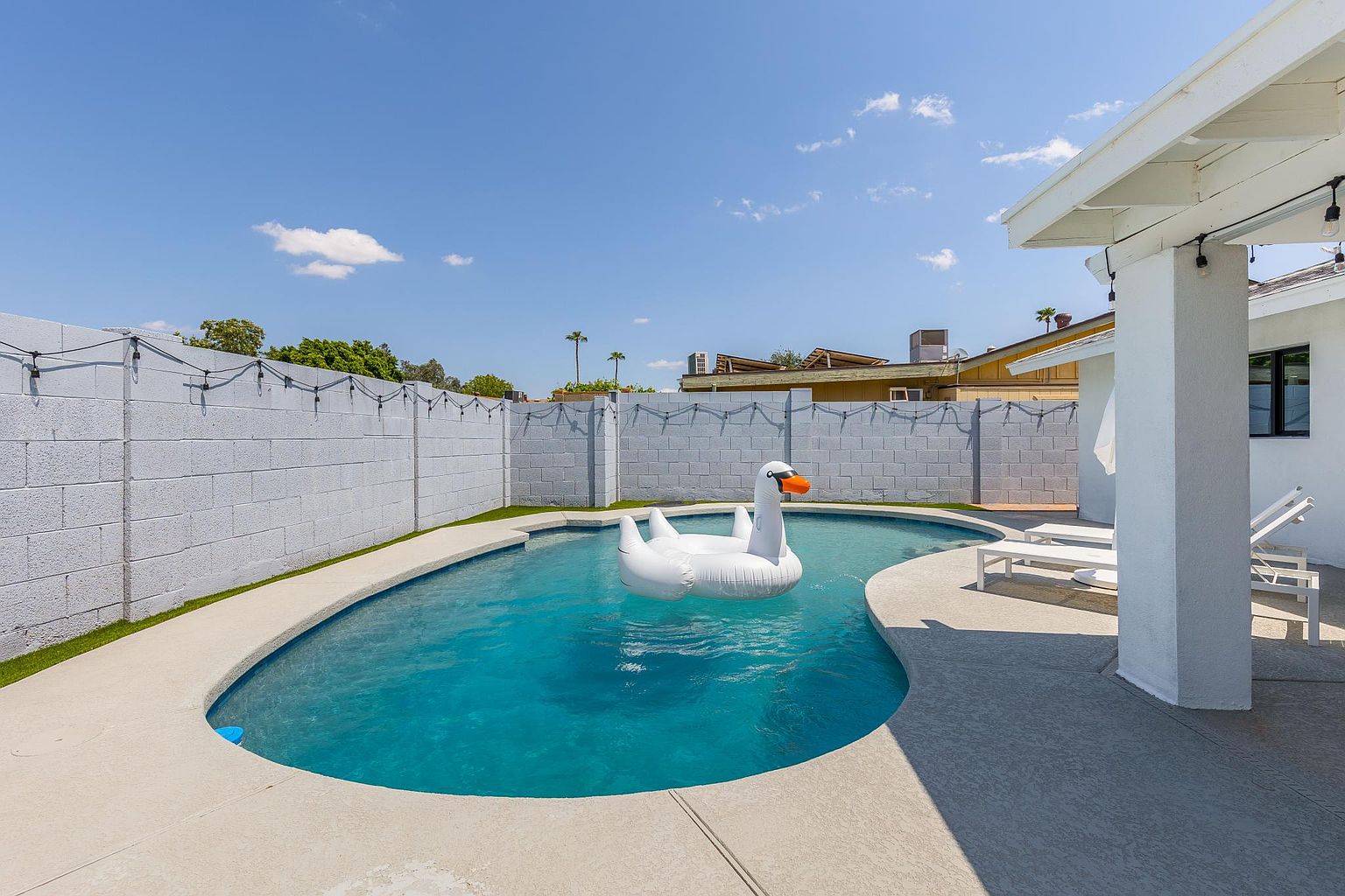 8702 E Clarendon Ave Scottsdale, AZ 85251 photo 3
