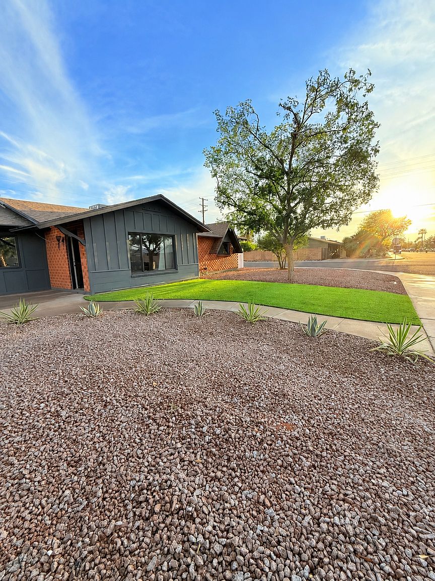 8201 E Whitton Ave Scottsdale, AZ 85251 photo 4