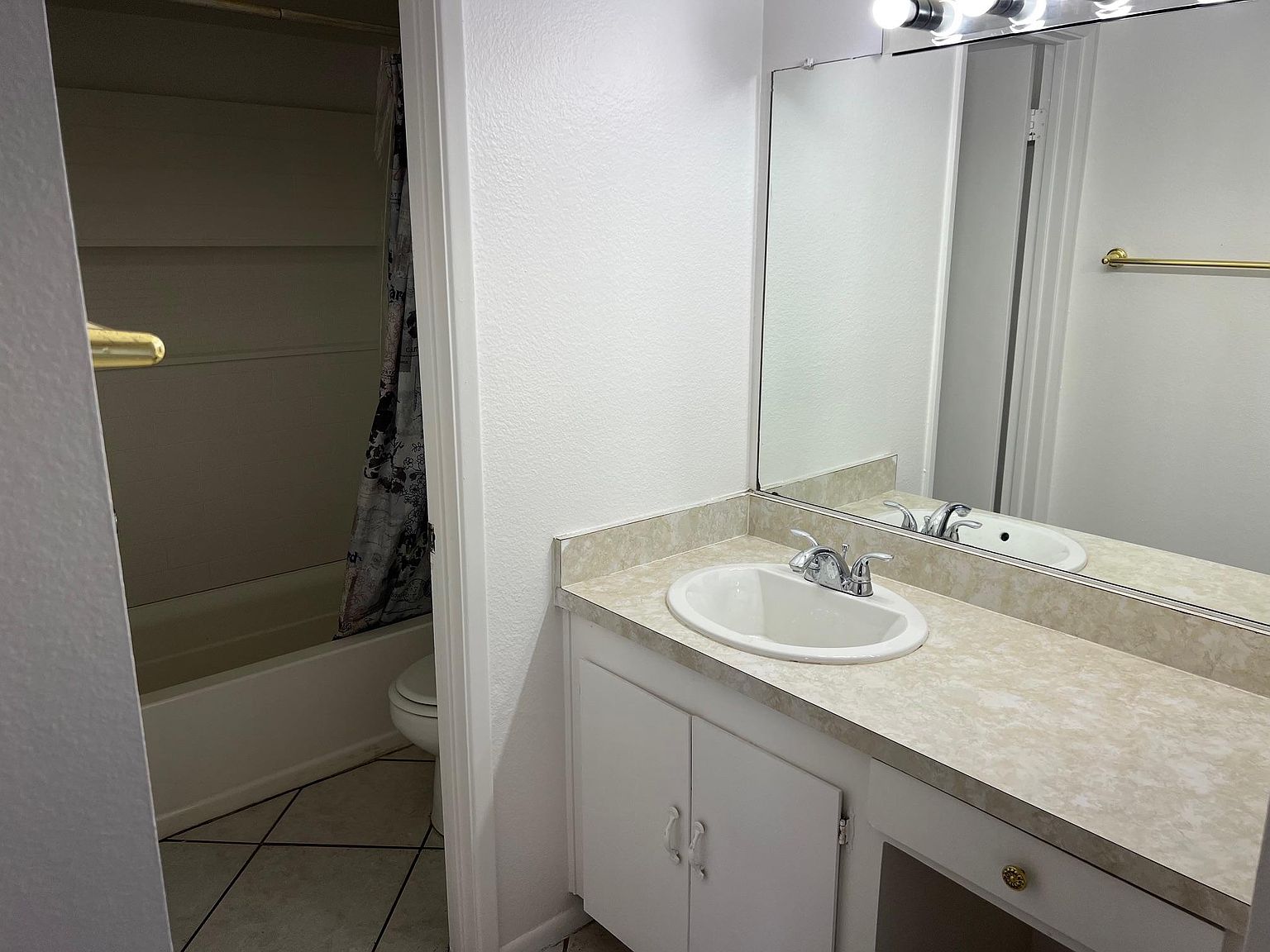 8055 E Thomas Rd Scottsdale, AZ 85251 photo 5