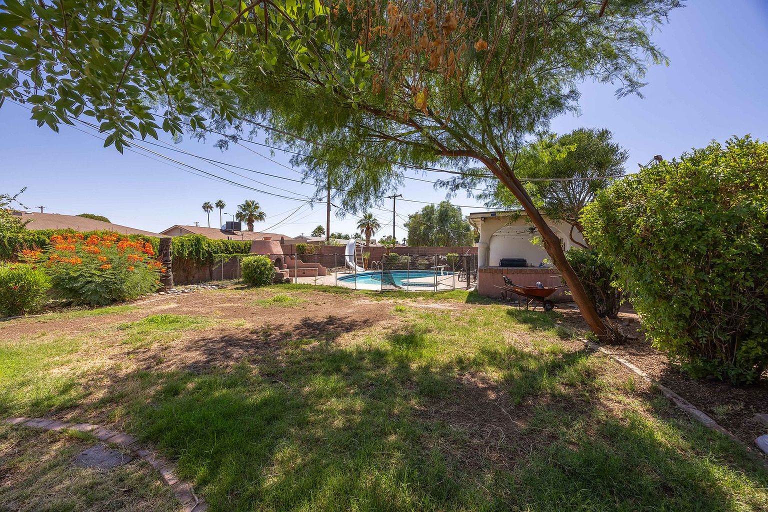 7337 E Lewis Ave photo 4