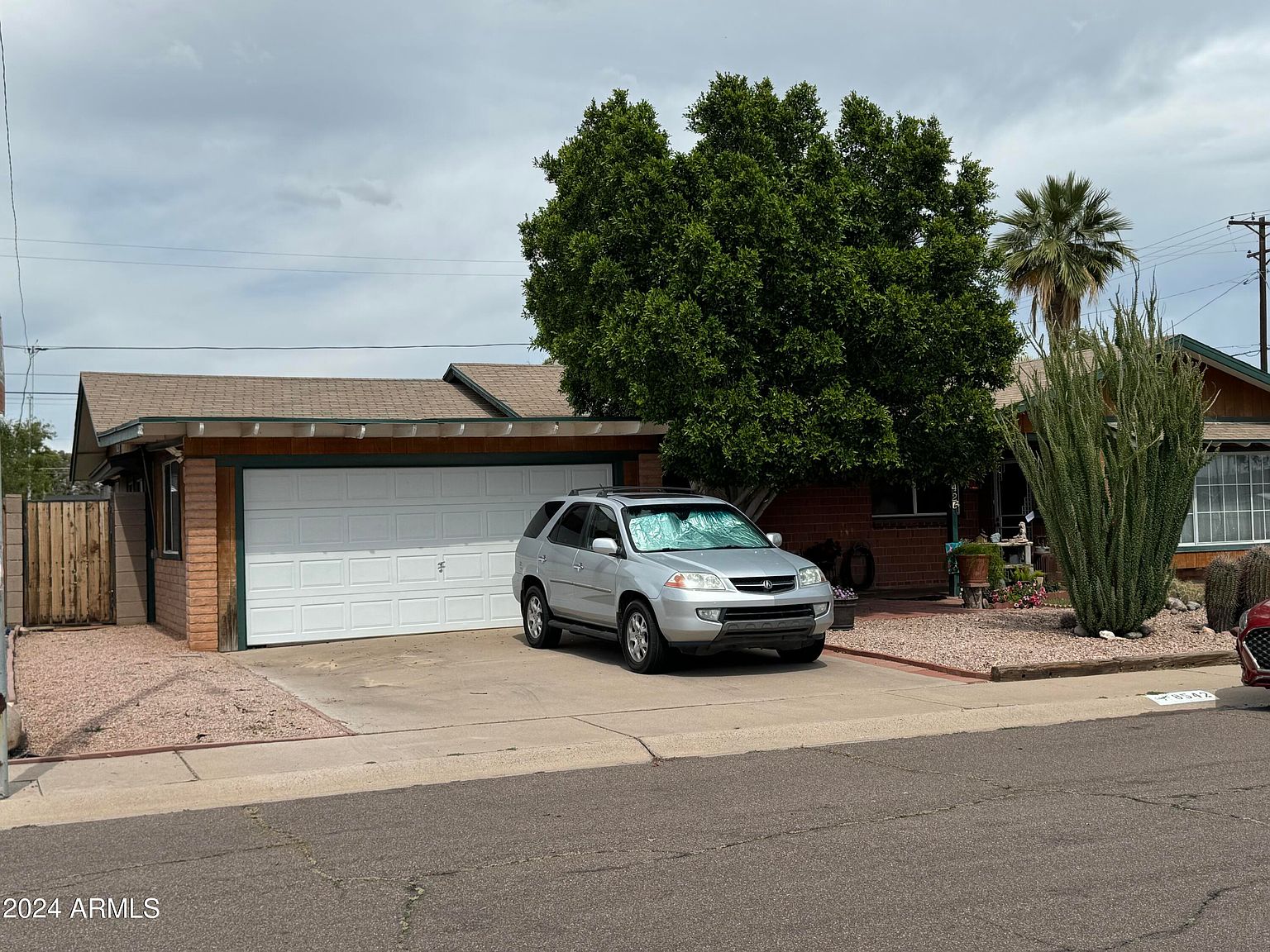 8542 E Windsor Ave photo 4