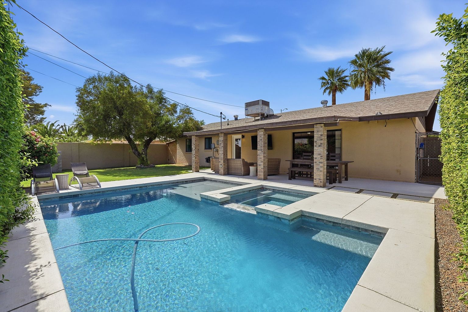 8021 E Oak St Scottsdale, AZ 85257 photo 4