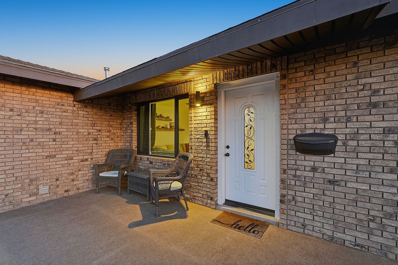 8021 E Oak St Scottsdale, AZ 85257 photo 2