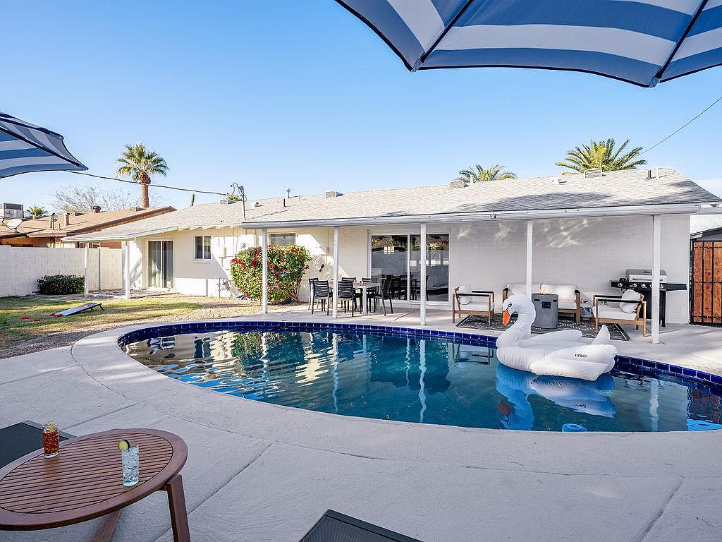 8335 E Hubbell St Scottsdale, AZ 85257 photo 2