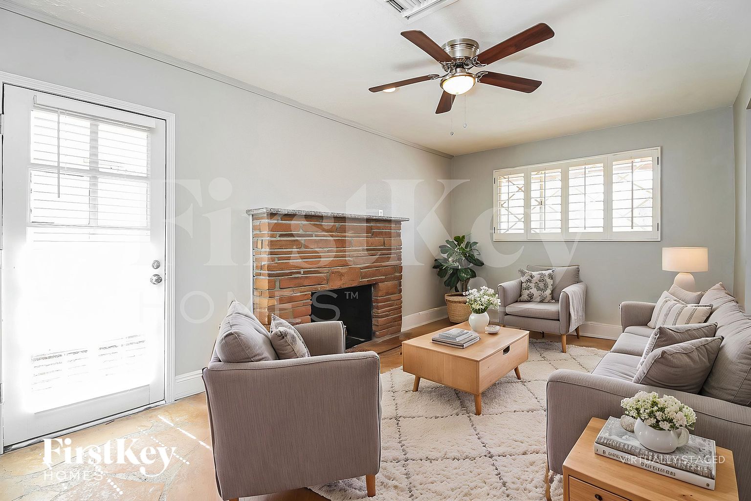 7427 E McKinley St Scottsdale, AZ 85257 photo 3