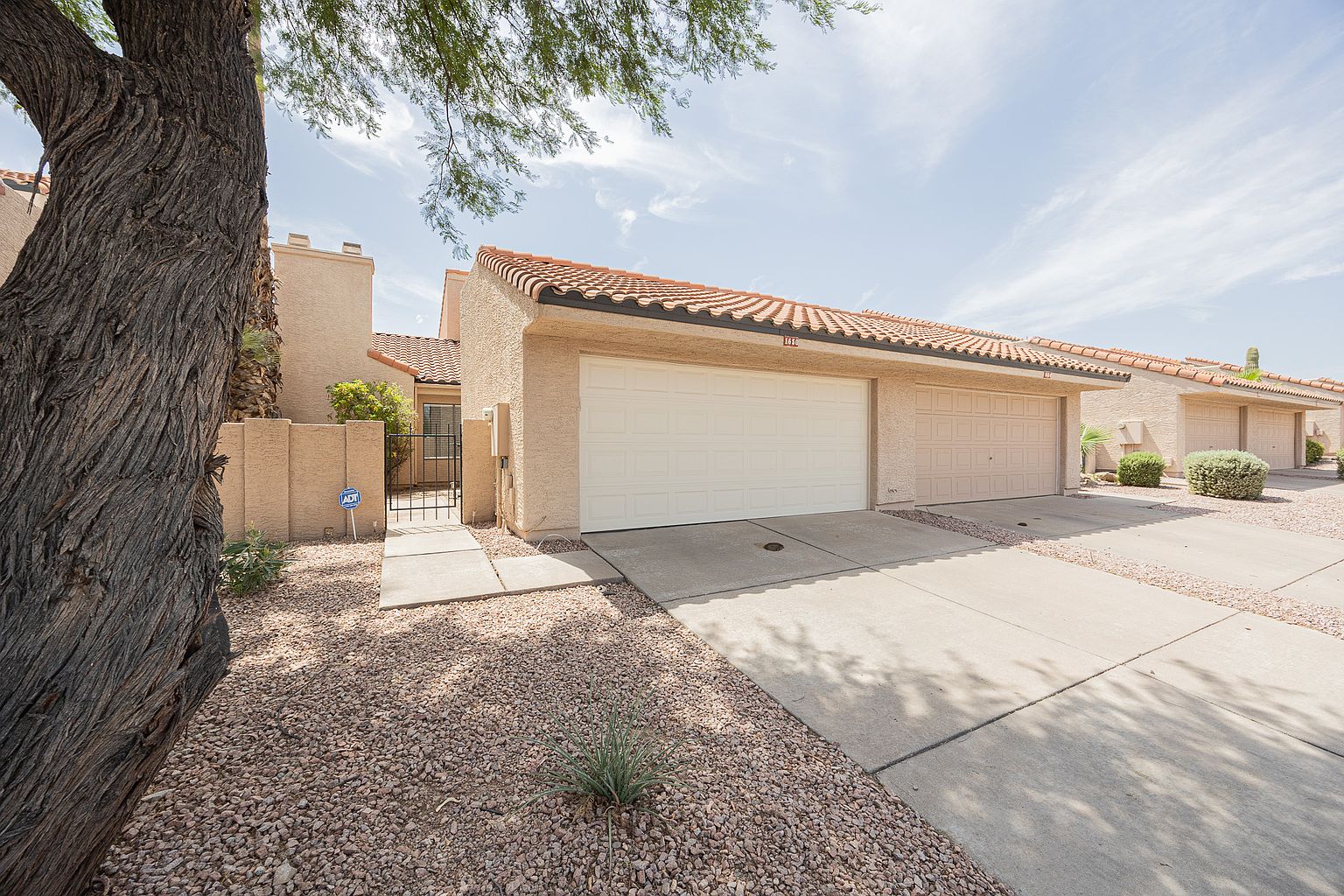 1650 N Ventura Ln photo 4