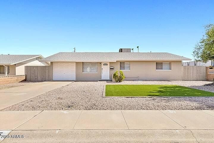 945 E Lilac Dr Tempe, AZ 85281 photo 2