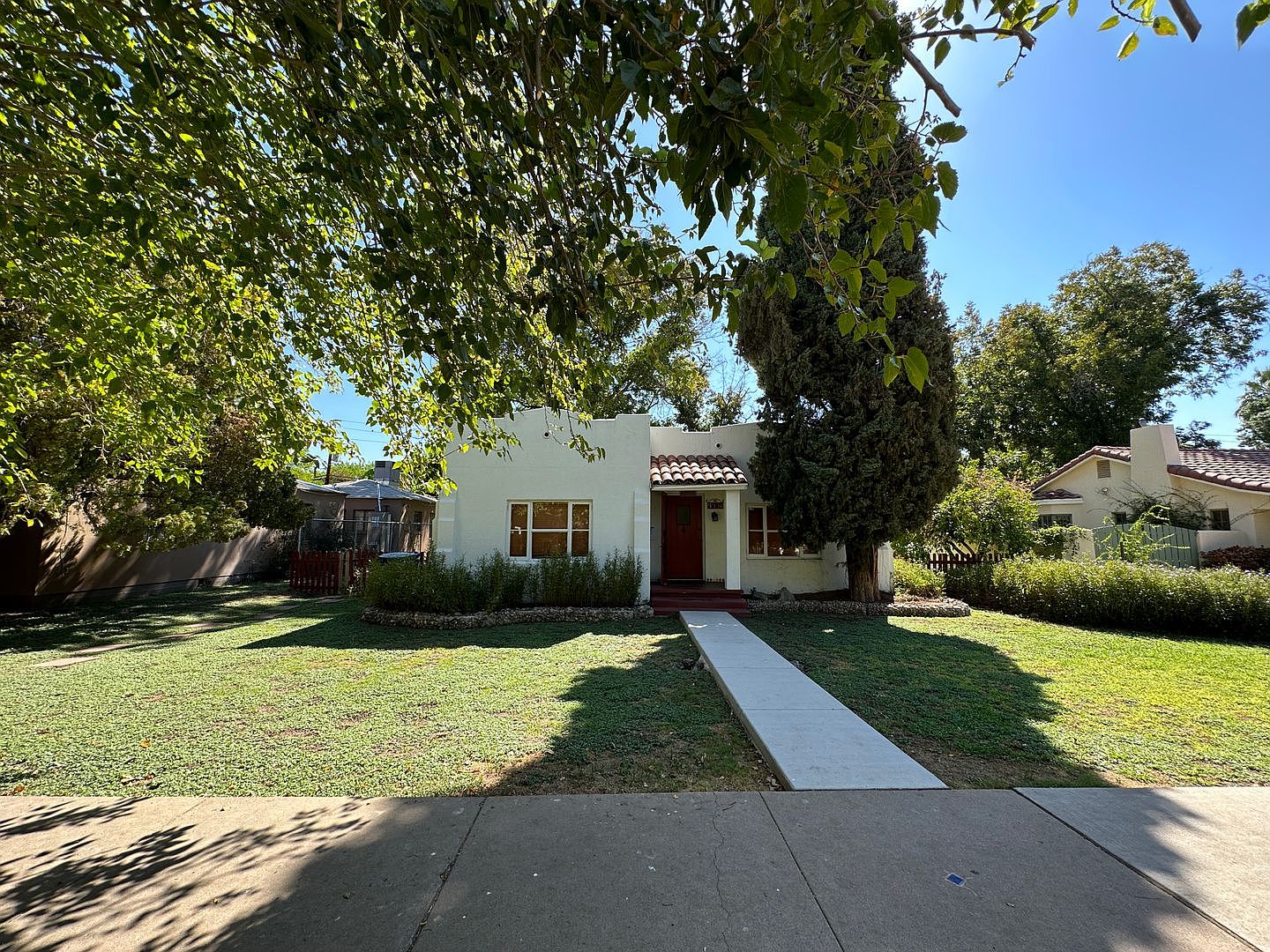 1115 S Maple Ave Tempe, AZ 85281 photo 4