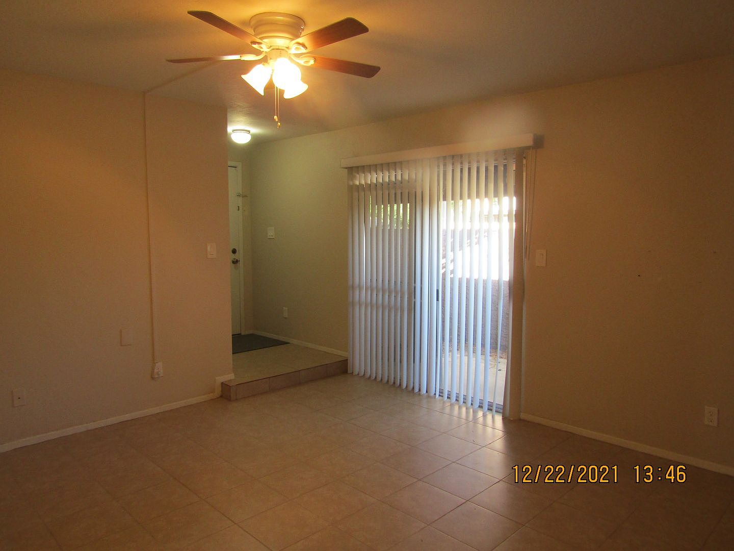 828 S Hacienda Dr photo 4