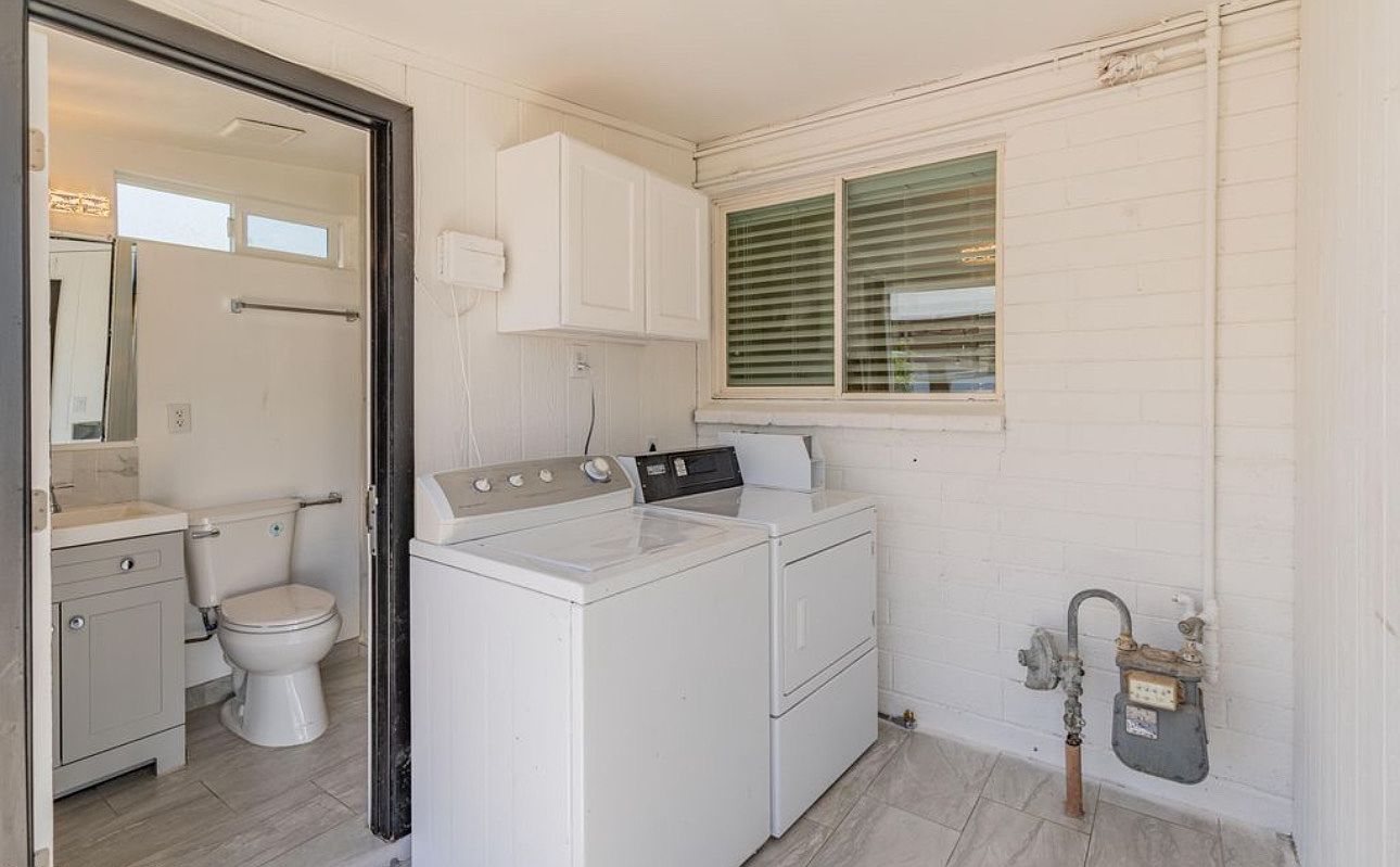 1025 S Siesta Ln photo 5
