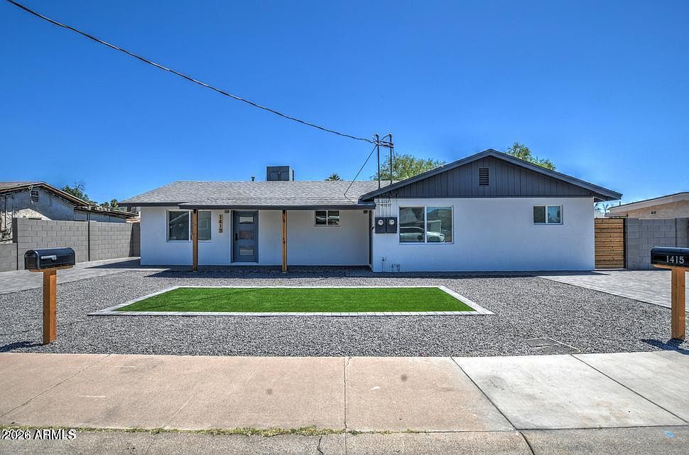 1413 S Jentilly Ln photo 3