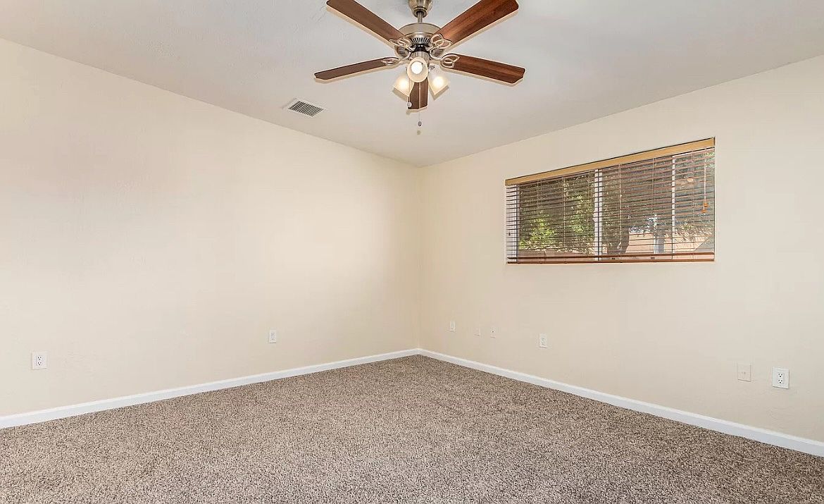 722 E Encanto Dr Tempe, AZ 85281 photo 4