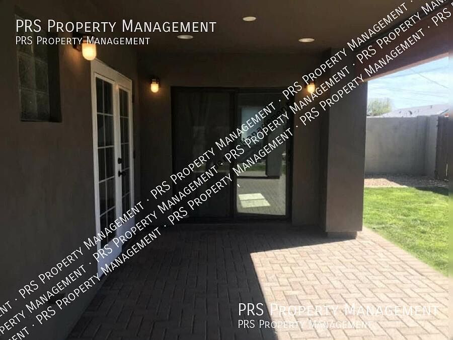 603 E Solana Dr photo 3