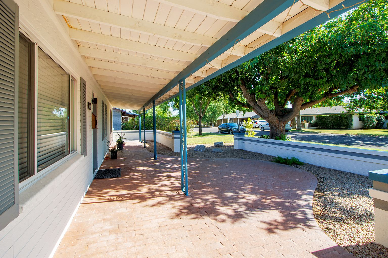 1415 S Oakley Pl photo 5