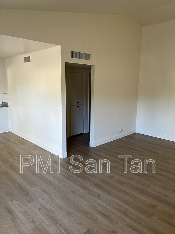 10 W Concorda Dr Tempe, AZ 85282 photo 4