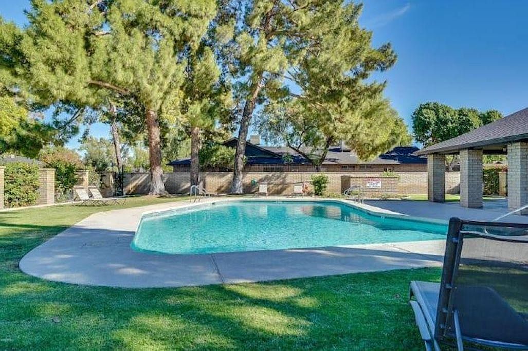 26 W Concorda Dr Tempe, AZ 85282 photo 2