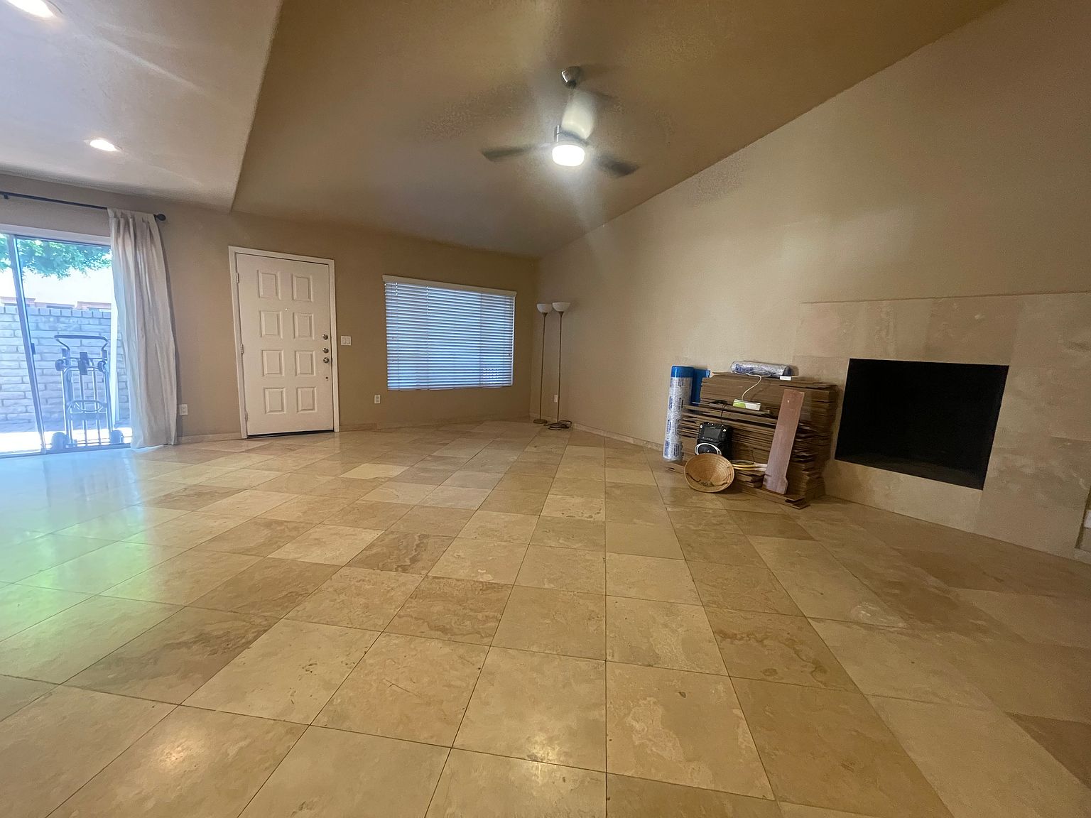 102 West Loma Vista Drive photo 3