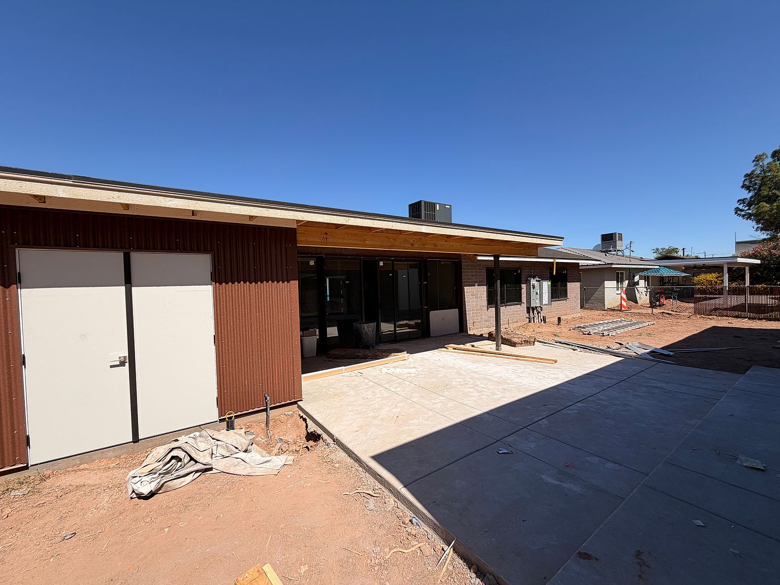 2025 S College Ave photo 5