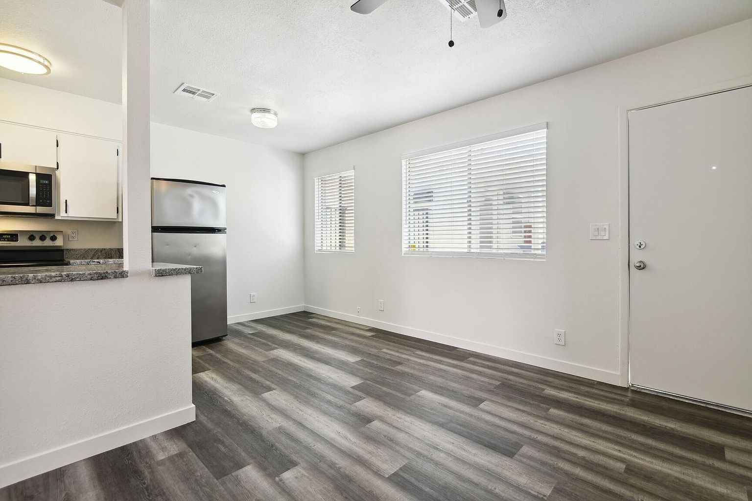 2209 S Granada Dr #C photo 3