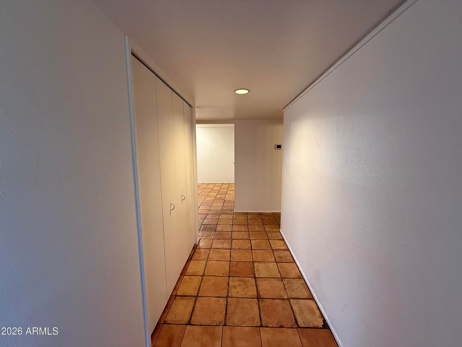 2114 S La Rosa Dr photo 5