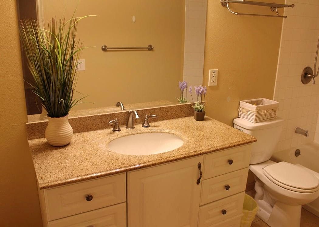 505 E Huntington Dr Apt 2 photo 5