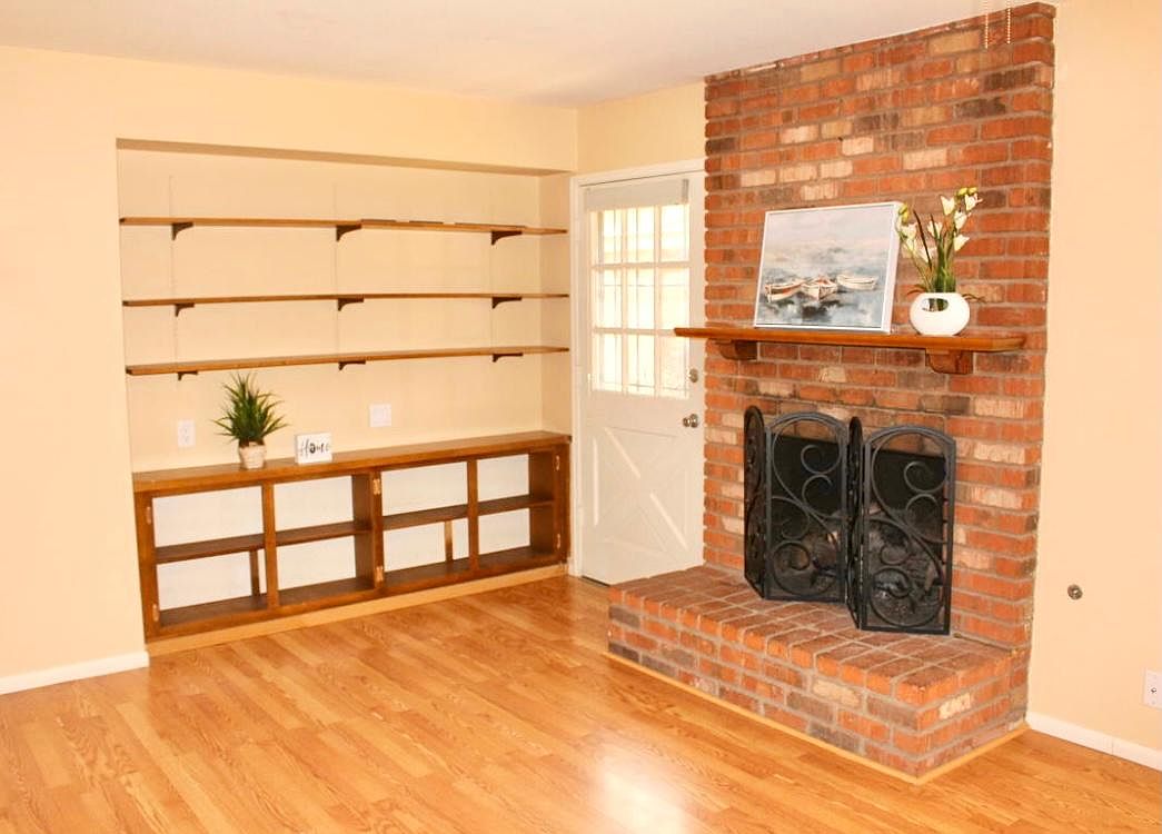 505 E Huntington Dr Apt 2 photo 4